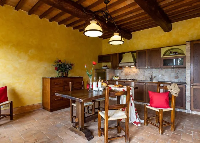 Il Poderuccio 17, Emma Villa