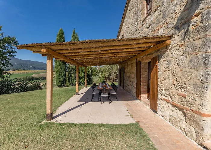 Vila Il Poderuccio 17, Emma Cetona