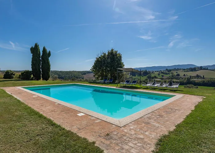 Il Poderuccio 17, Emma Villa *