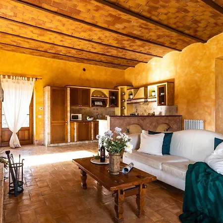 וילה Il Poderuccio 17, Emma *